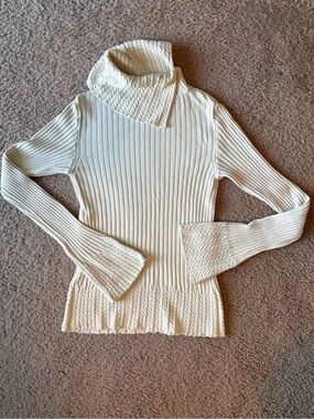 Gorgeous Arden B Cream Knit Sweater